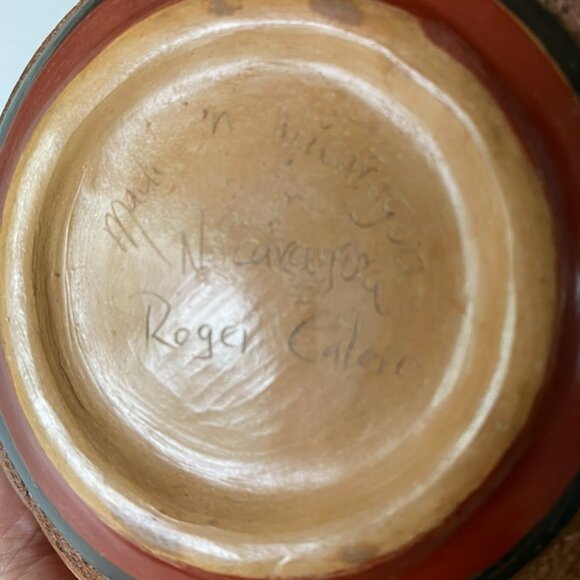 Ceramic vase, by Nicaraguan artist, Roger Calero - Picture 6 of 6
